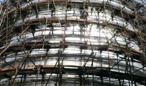 Tank Insulation with Scaffolding